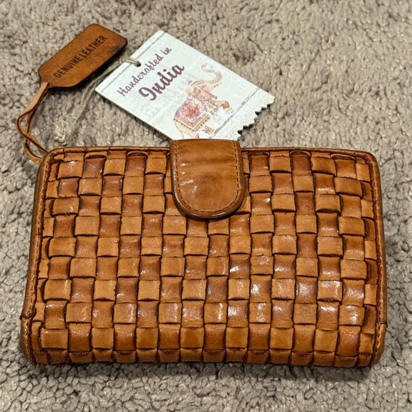 Made In India Woven Wallet NWT - Picture 1 of 6